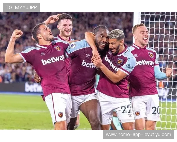 英超比赛中,精彩传球频频制造精彩得分机会,英超2021-2022年转播 英超比赛中,精彩传球频频制造精彩得分机会,英超2021-2022年转播